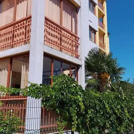 златна дюна-фешева Apartman Neszebar